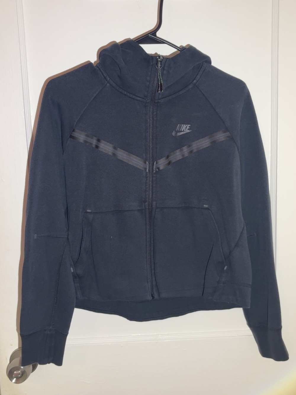 Nike Tech Fleece Black Full Zip Hoodie – Size Small